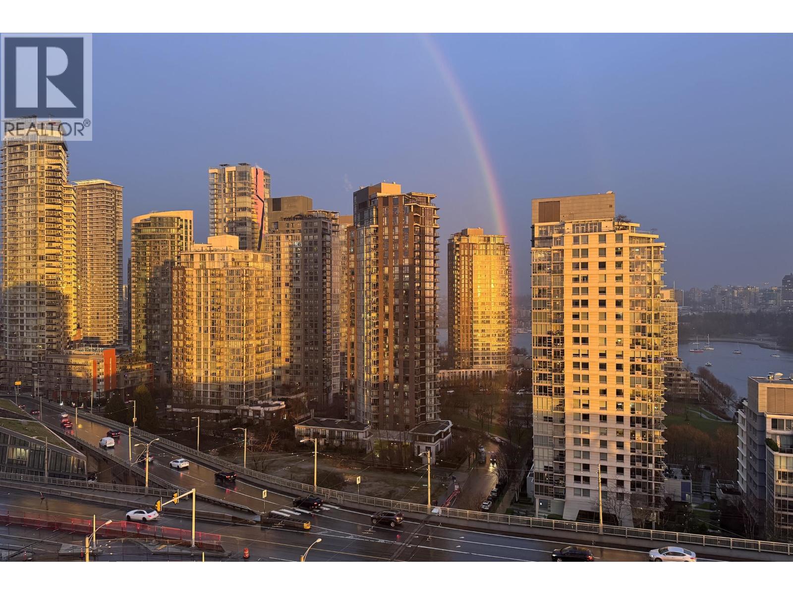 2207 1500 Howe Street, Vancouver, British Columbia  V6Z 2N1 - Photo 3 - R3055046