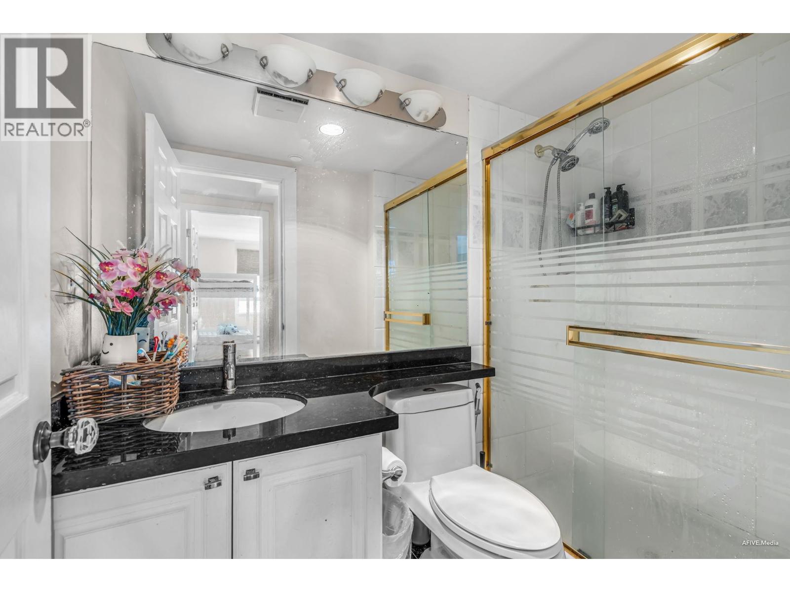 1605 1185 Quayside Drive, New Westminster, British Columbia  V3M 6T8 - Photo 18 - R3053709