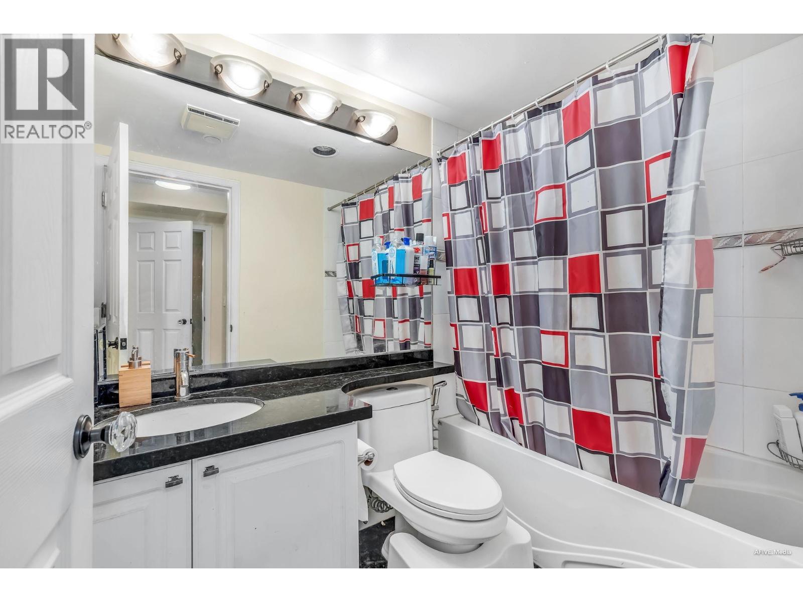 1605 1185 Quayside Drive, New Westminster, British Columbia  V3M 6T8 - Photo 20 - R3053709