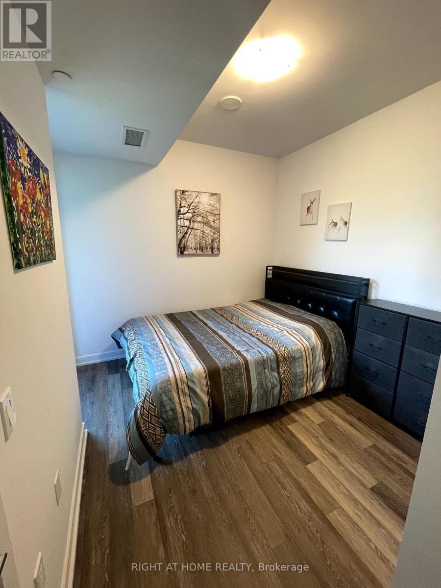 426 - 250 Lawrence Avenue W, Toronto, Ontario  M5M 1B2 - Photo 16 - C12443758