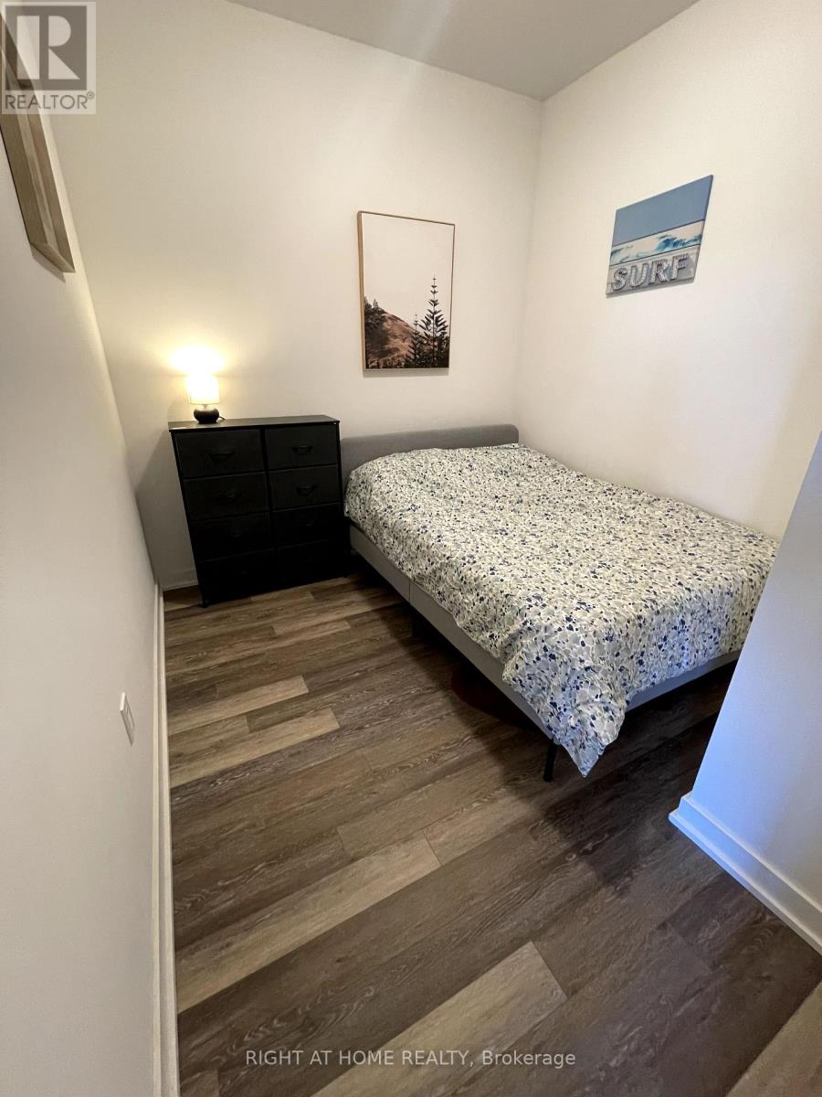 426 - 250 Lawrence Avenue W, Toronto, Ontario  M5M 1B2 - Photo 20 - C12443758