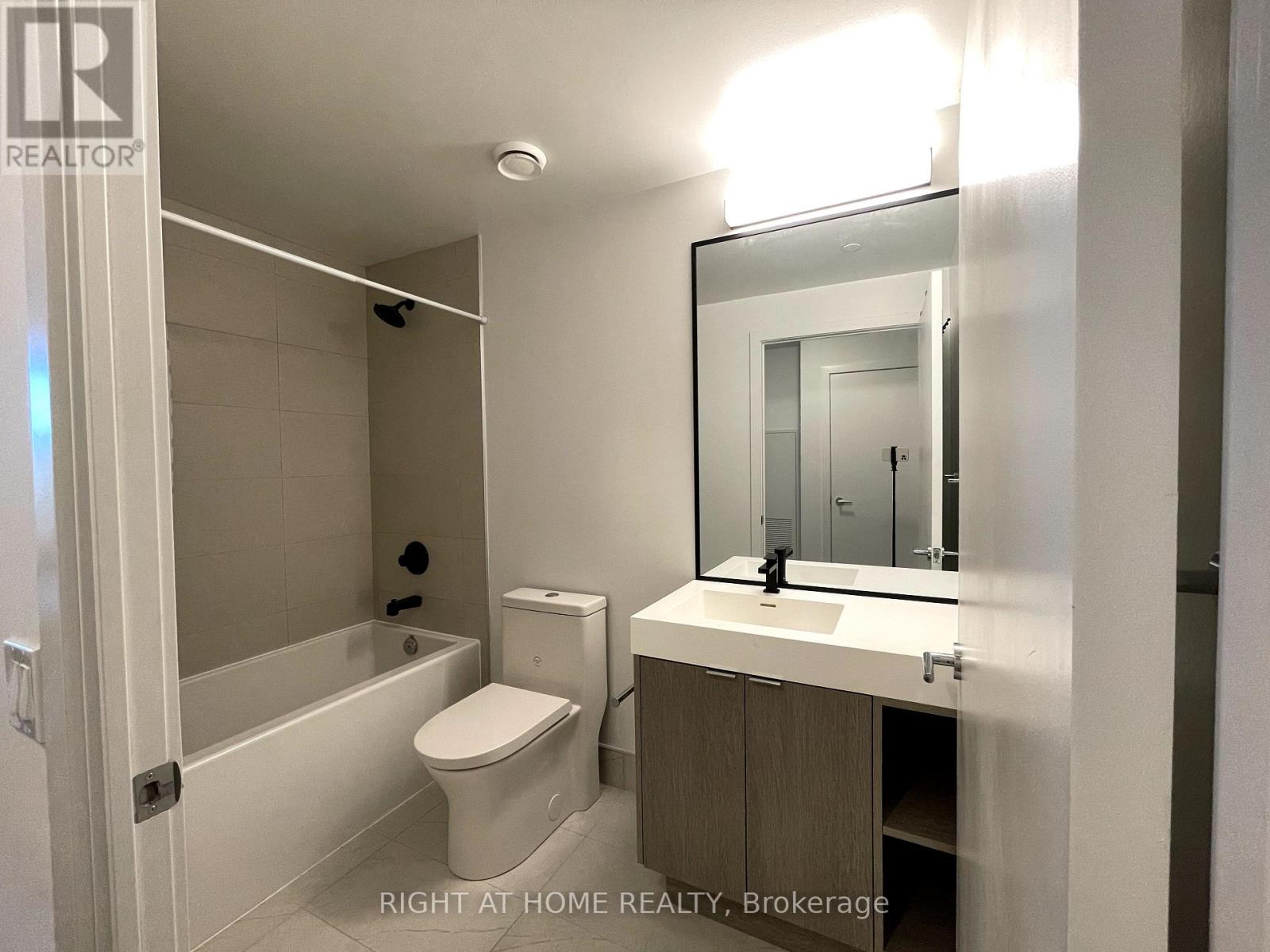 426 - 250 Lawrence Avenue W, Toronto, Ontario  M5M 1B2 - Photo 24 - C12443758