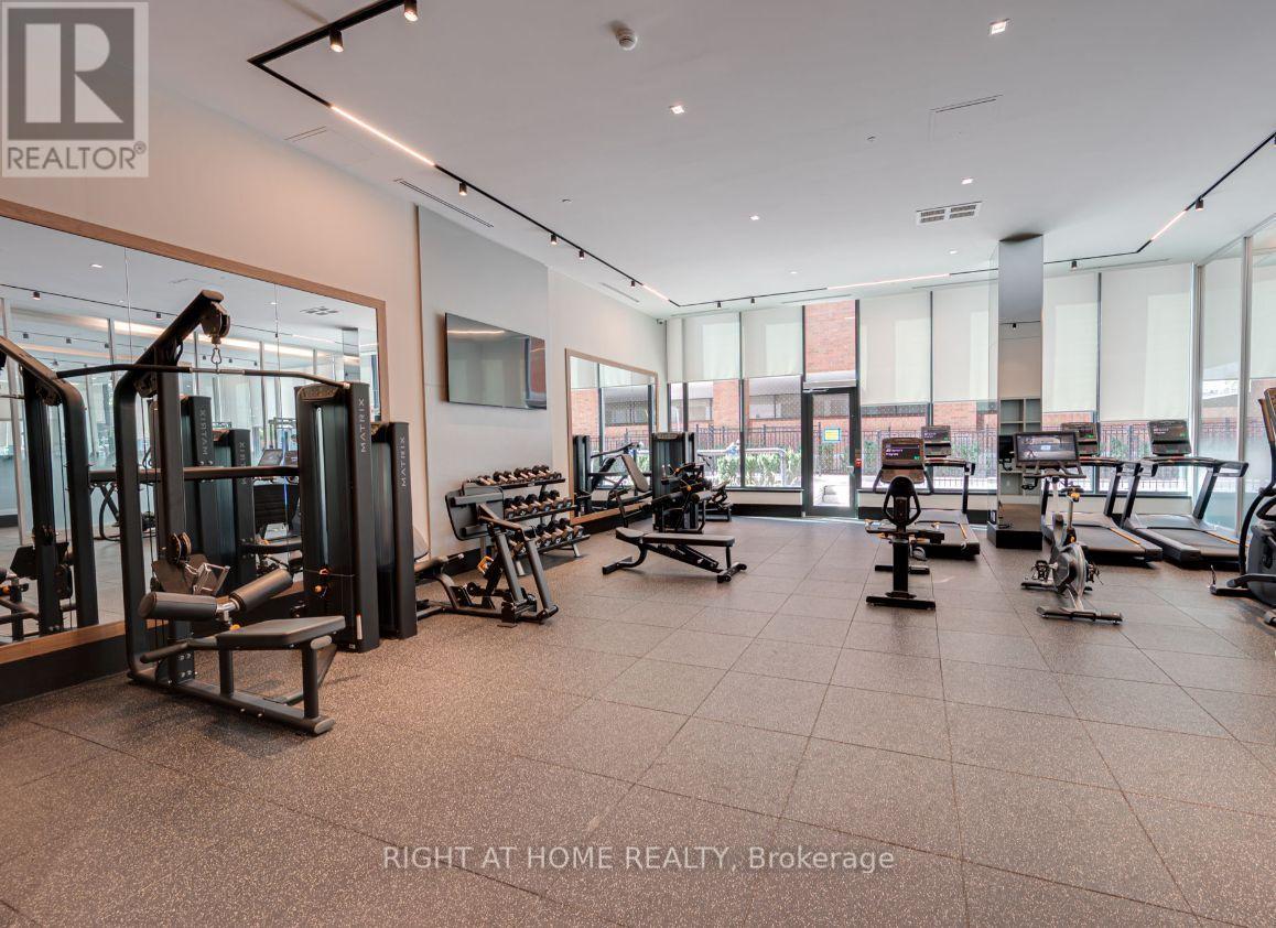 426 - 250 Lawrence Avenue W, Toronto, Ontario  M5M 1B2 - Photo 4 - C12443758
