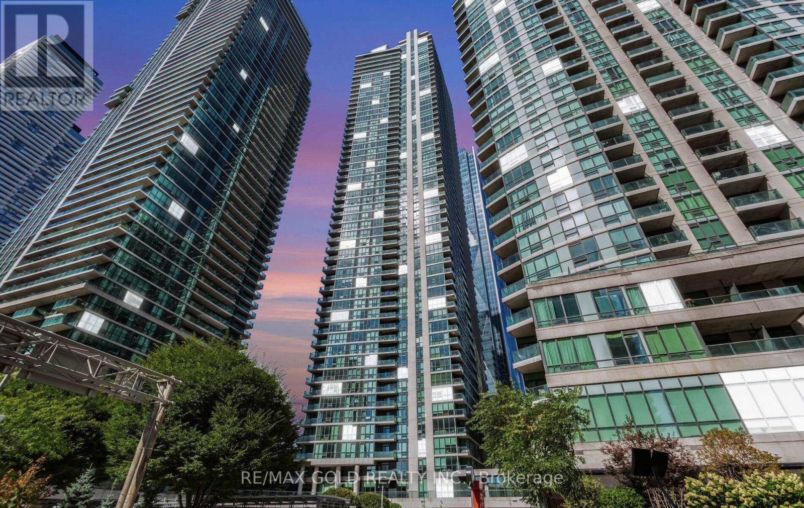 1104 - 33 BAY STREET, Toronto, Ontario