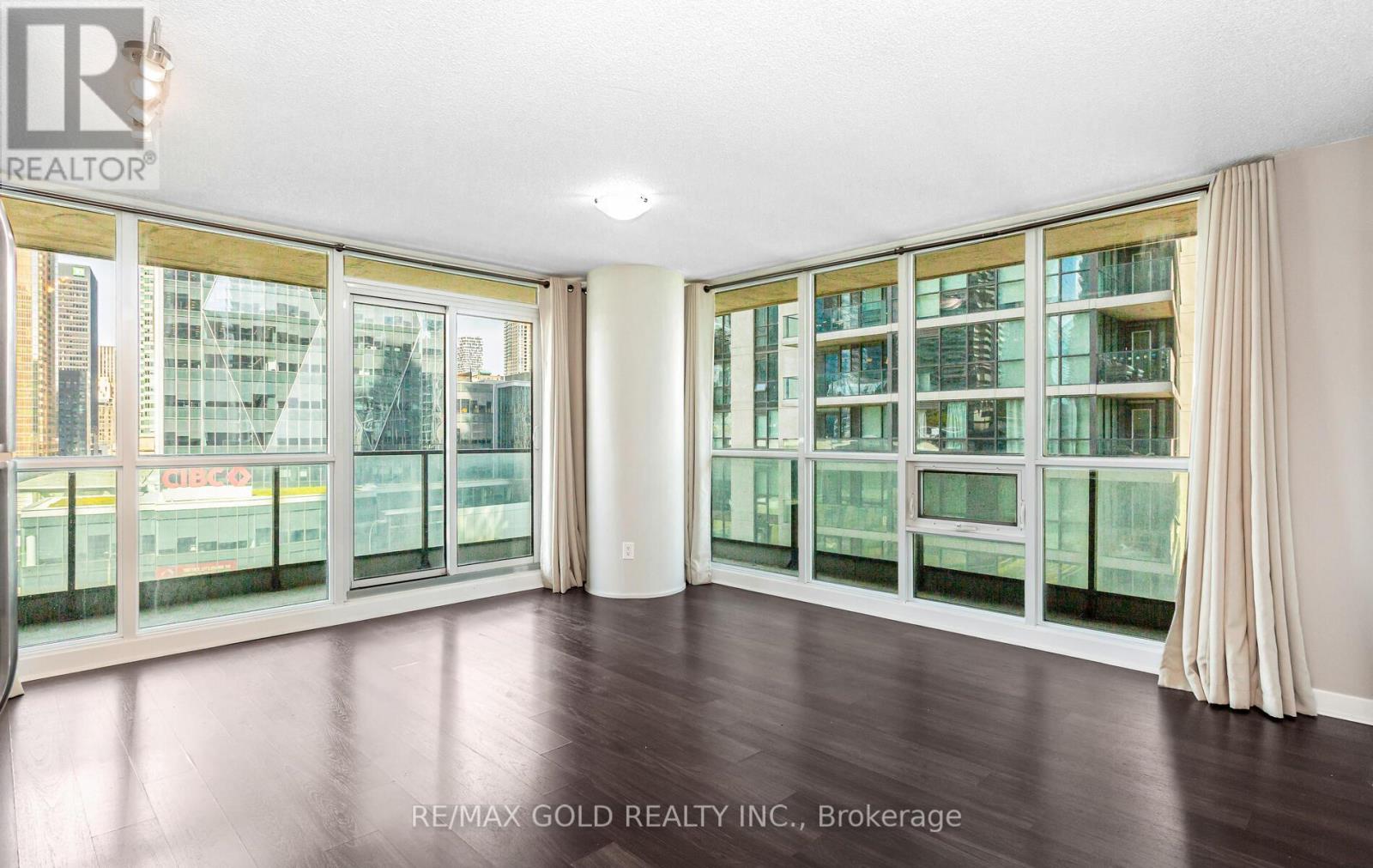 1104 - 33 Bay Street, Toronto, Ontario  M5J 2Z3 - Photo 11 - C12443765
