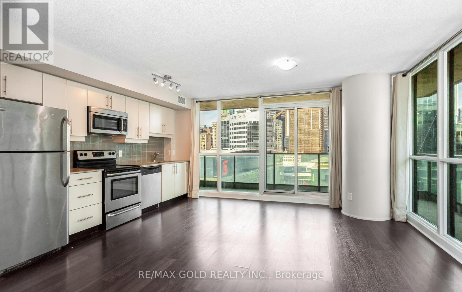 1104 - 33 Bay Street, Toronto, Ontario  M5J 2Z3 - Photo 13 - C12443765