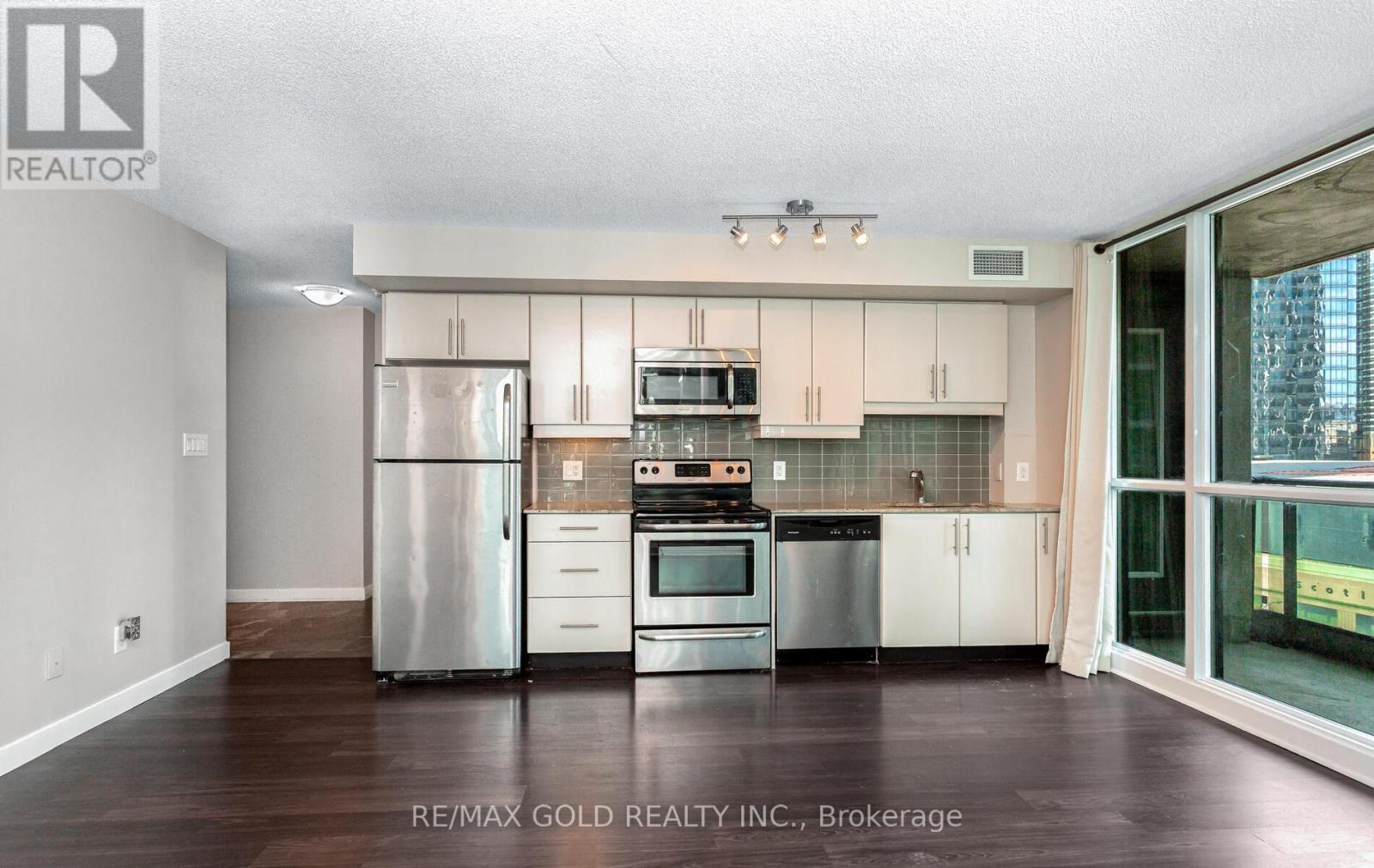 1104 - 33 Bay Street, Toronto, Ontario  M5J 2Z3 - Photo 16 - C12443765