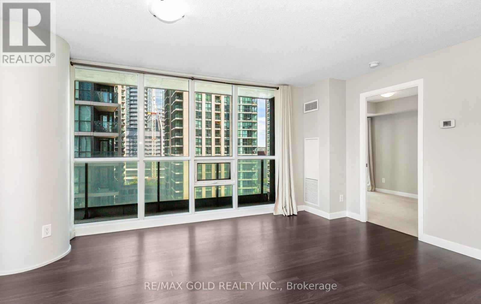 1104 - 33 Bay Street, Toronto, Ontario  M5J 2Z3 - Photo 21 - C12443765