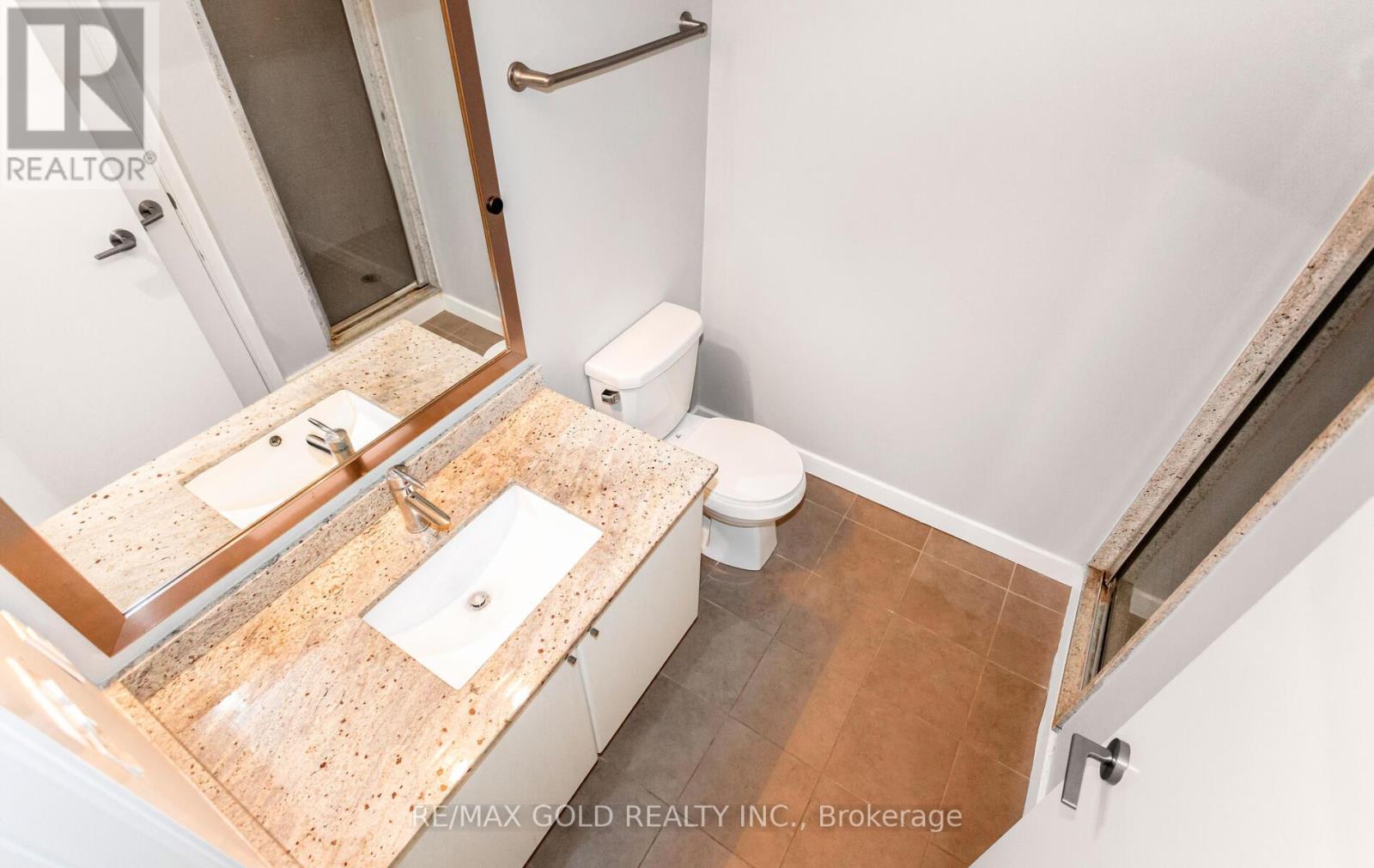 1104 - 33 Bay Street, Toronto, Ontario  M5J 2Z3 - Photo 23 - C12443765