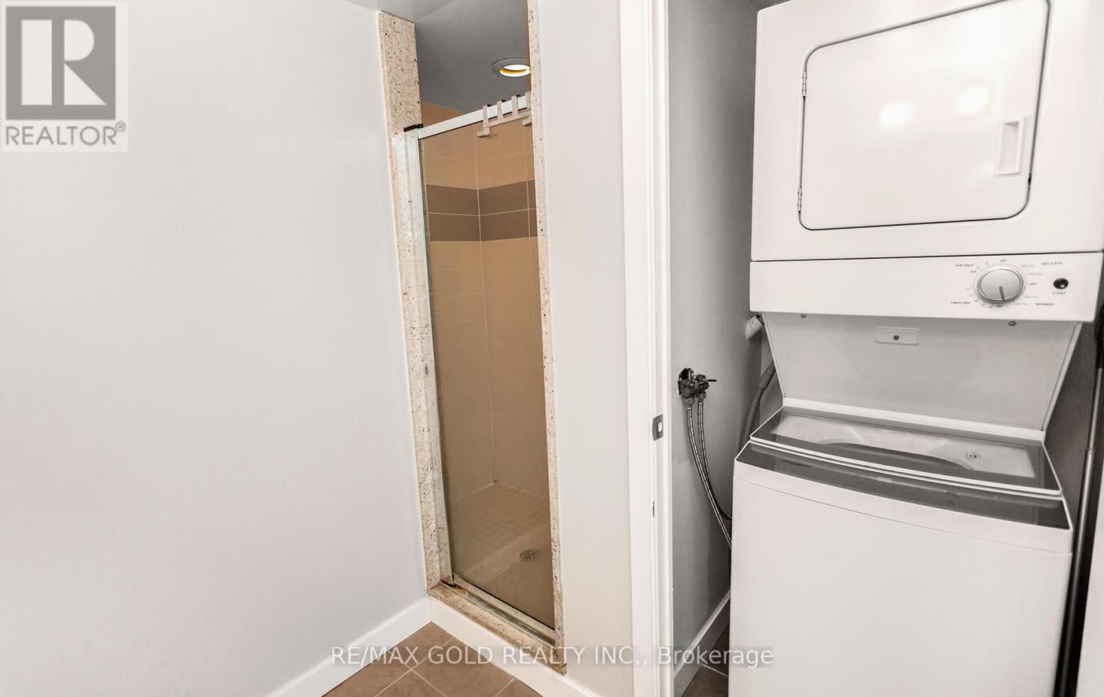 1104 - 33 Bay Street, Toronto, Ontario  M5J 2Z3 - Photo 25 - C12443765
