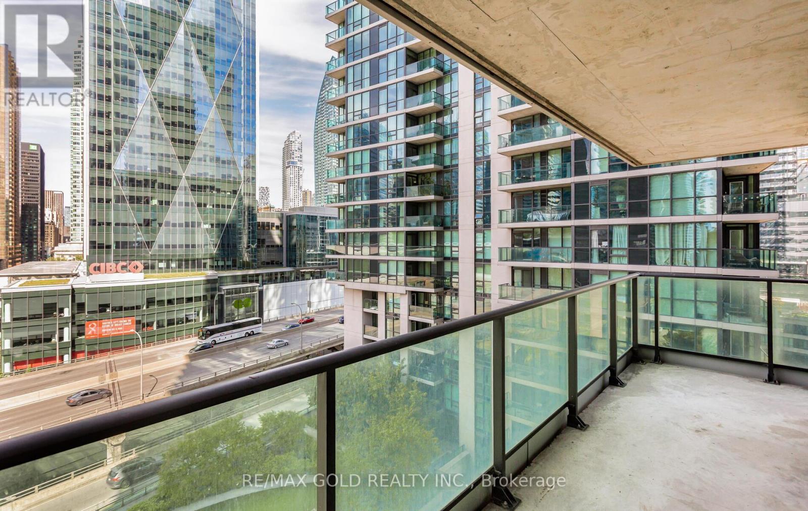 1104 - 33 Bay Street, Toronto, Ontario  M5J 2Z3 - Photo 35 - C12443765