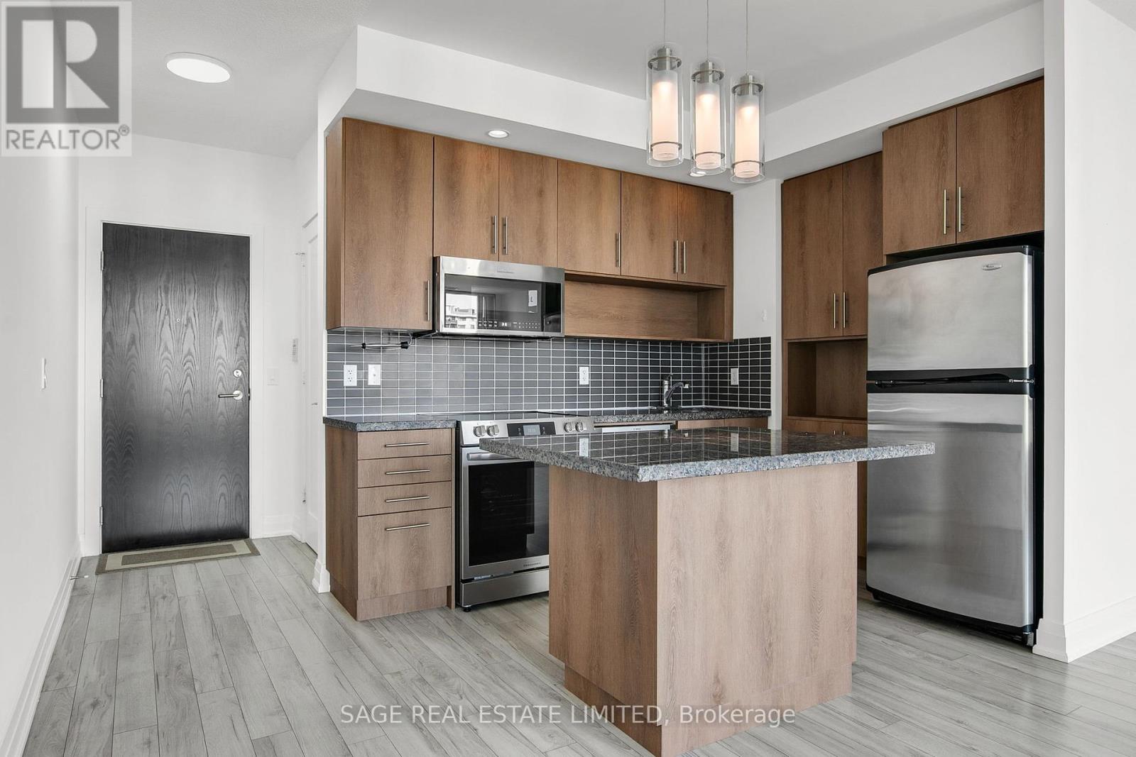 2104 - 120 Homewood Avenue, Toronto, Ontario  M4Y 2J3 - Photo 11 - C12443782