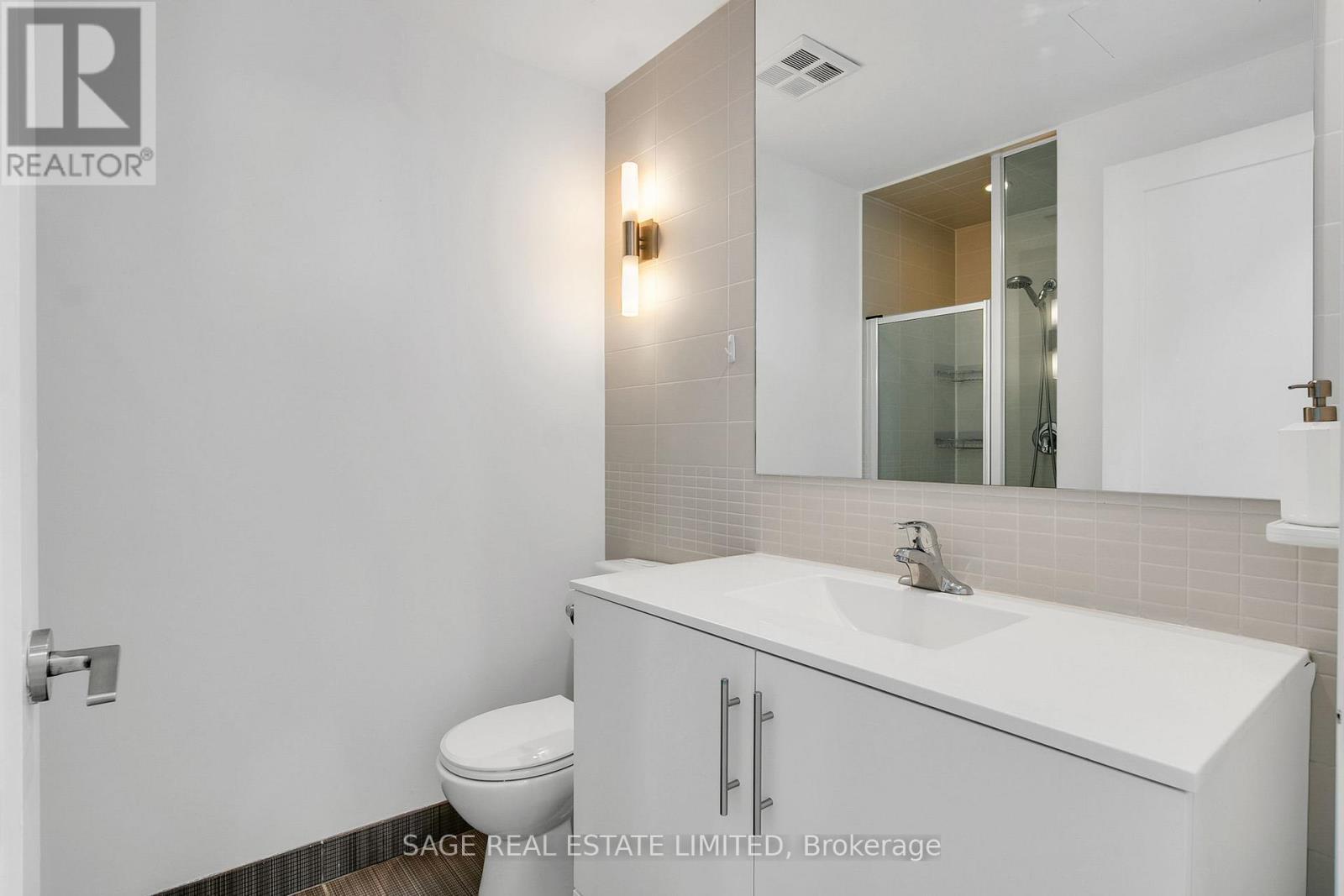 2104 - 120 Homewood Avenue, Toronto, Ontario  M4Y 2J3 - Photo 19 - C12443782