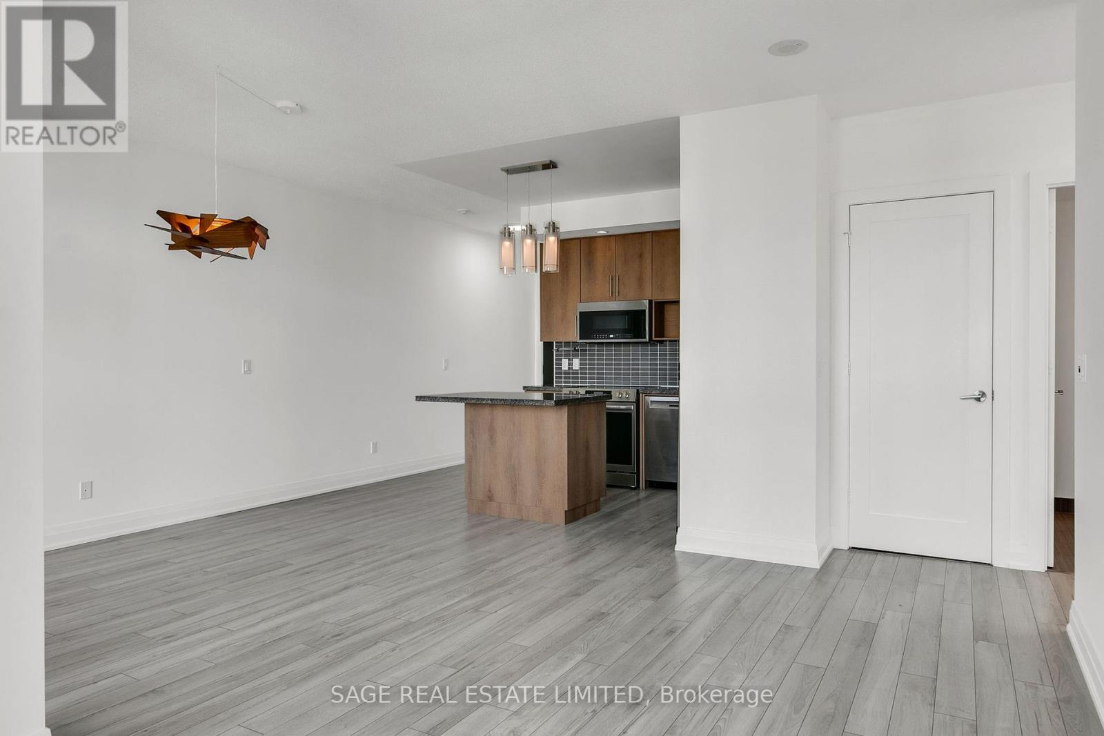 2104 - 120 Homewood Avenue, Toronto, Ontario  M4Y 2J3 - Photo 4 - C12443782
