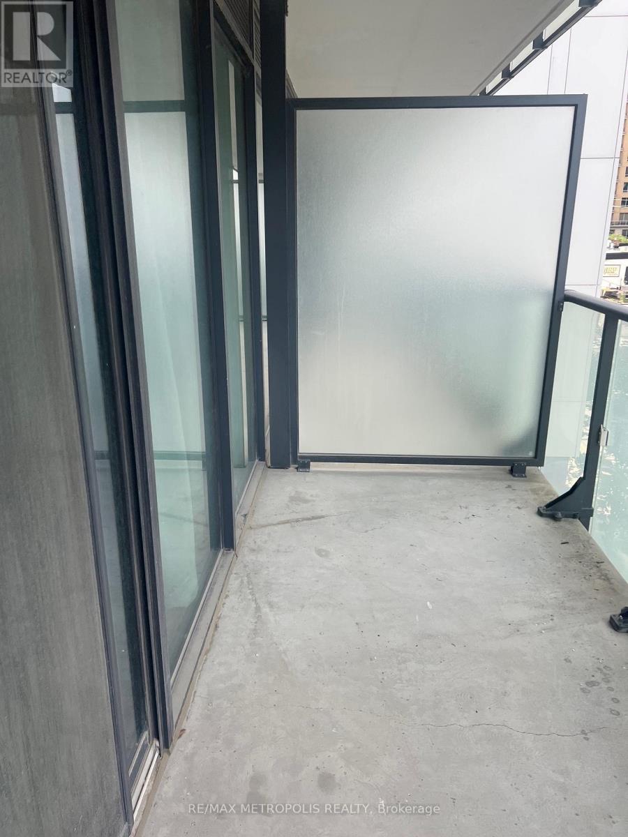 1805 - 161 Roehampton Avenue, Toronto, Ontario  M4P 0C8 - Photo 14 - C12443803