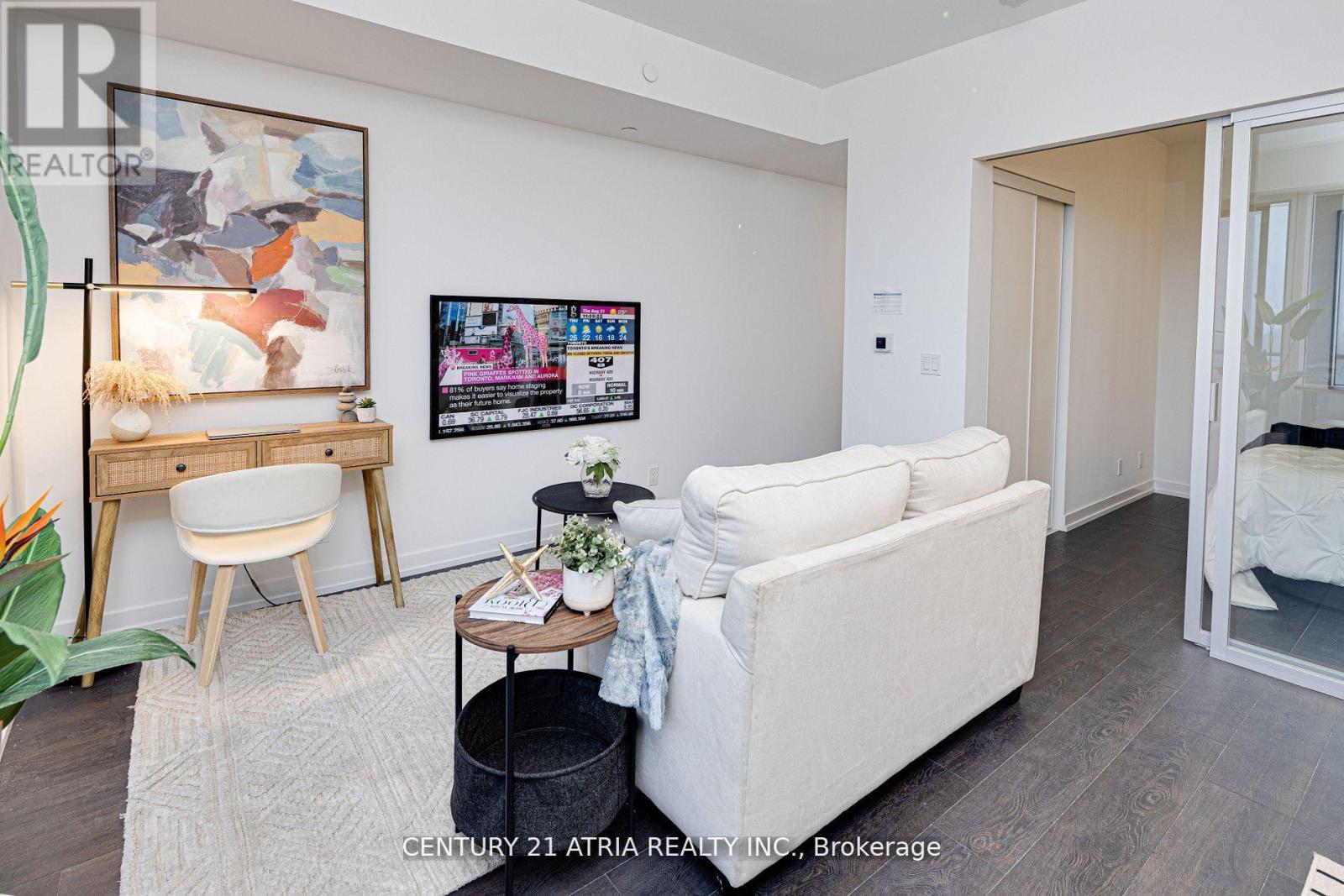 1810 - 2020 Bathurst Street, Toronto, Ontario  M5P 0A6 - Photo 6 - C12443805
