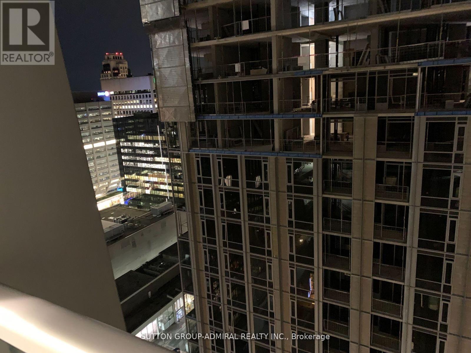 2203 - 1 Yorkville Avenue, Toronto, Ontario  M4W 1L1 - Photo 16 - C12443833