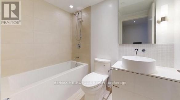 301 - 185 Roehampton Avenue, Toronto, Ontario  M4P 0C6 - Photo 10 - C12443834