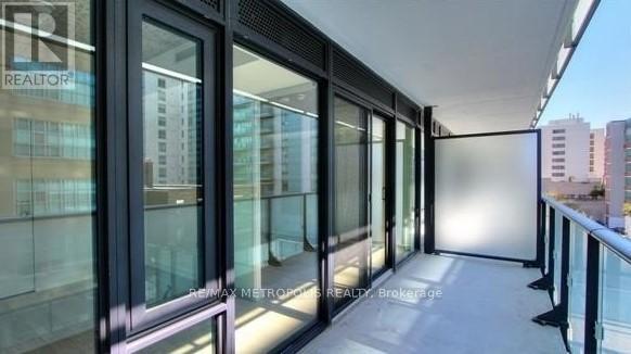 301 - 185 Roehampton Avenue, Toronto, Ontario  M4P 0C6 - Photo 3 - C12443834