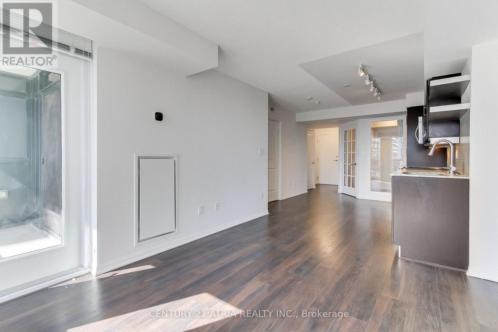 1120 - 400 Adelaide Street, Toronto, Ontario  M5A 4S3 - Photo 6 - C12443852