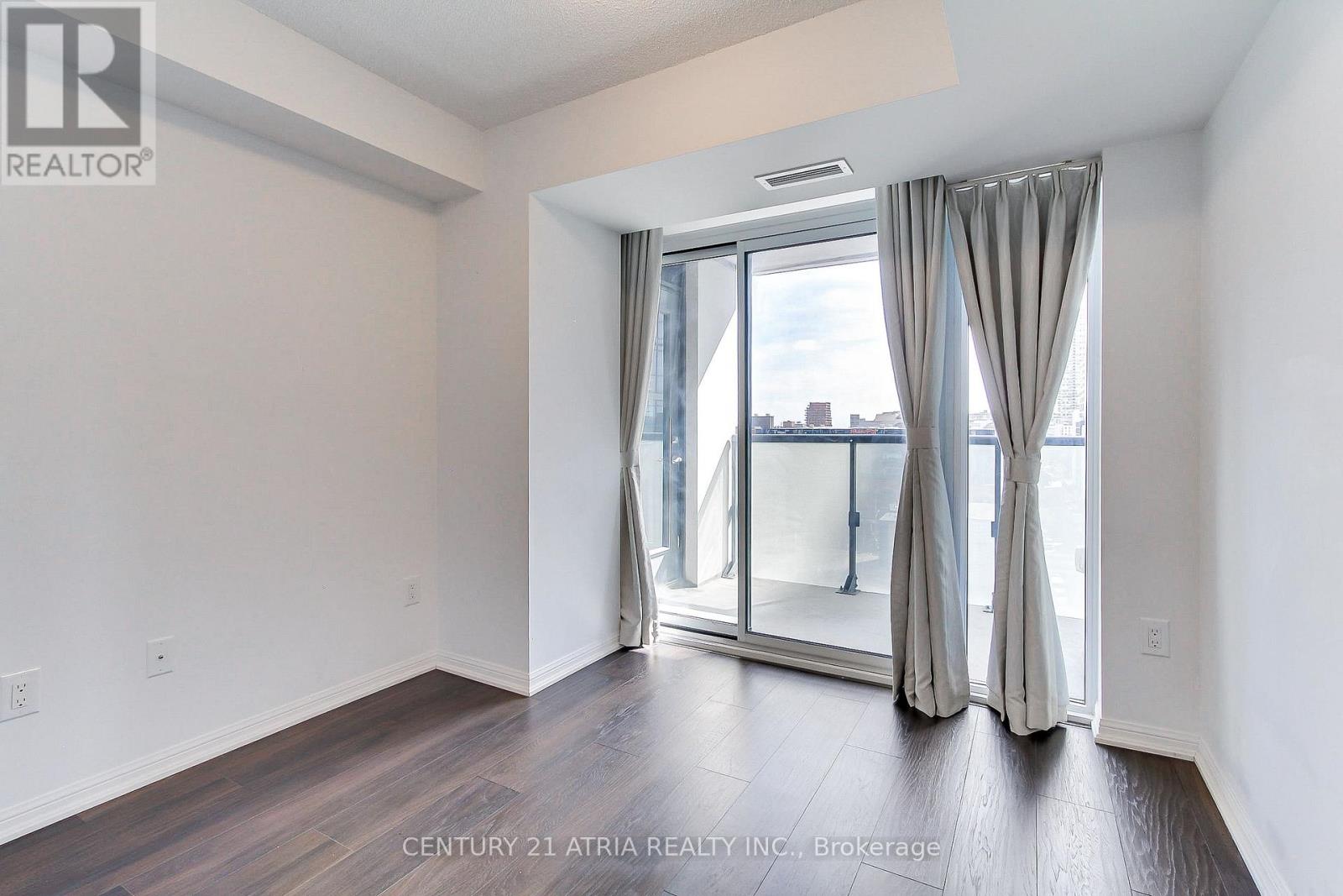 1120 - 400 Adelaide Street, Toronto, Ontario  M5A 4S3 - Photo 9 - C12443852