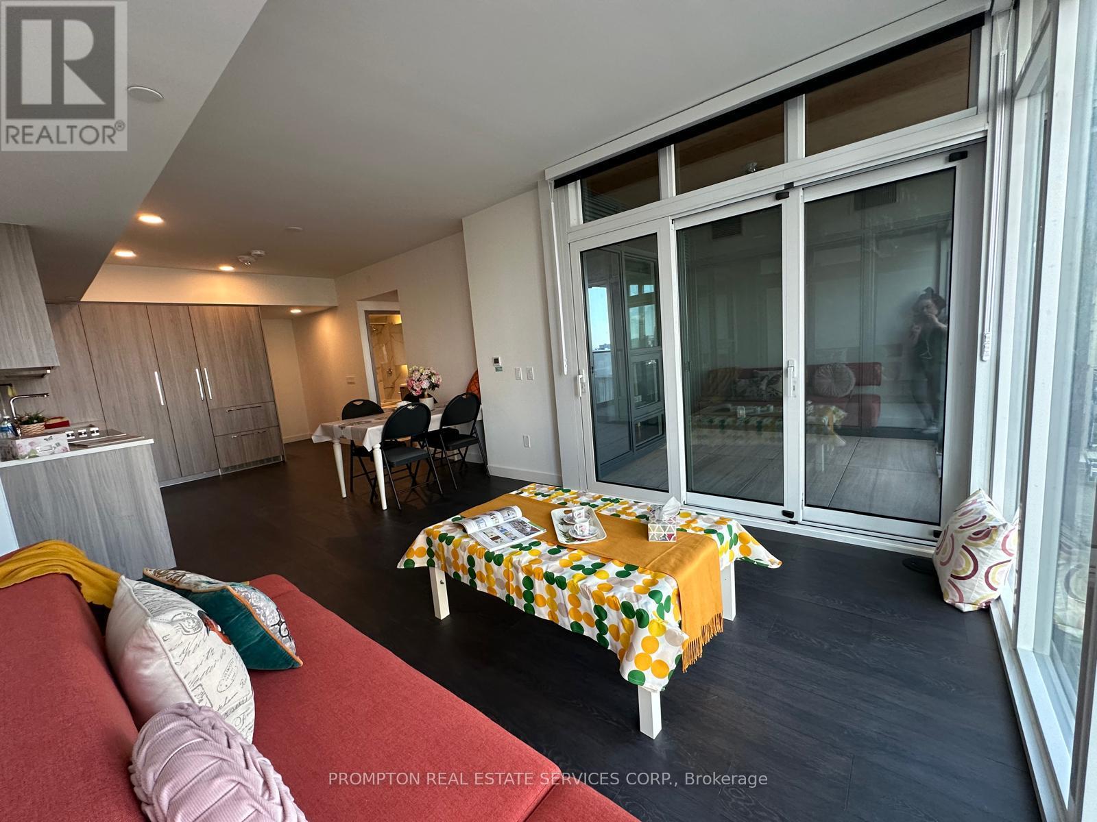 1010 - 1 Concord Cityplace Way, Toronto, Ontario  M5V 0X3 - Photo 12 - C12443869
