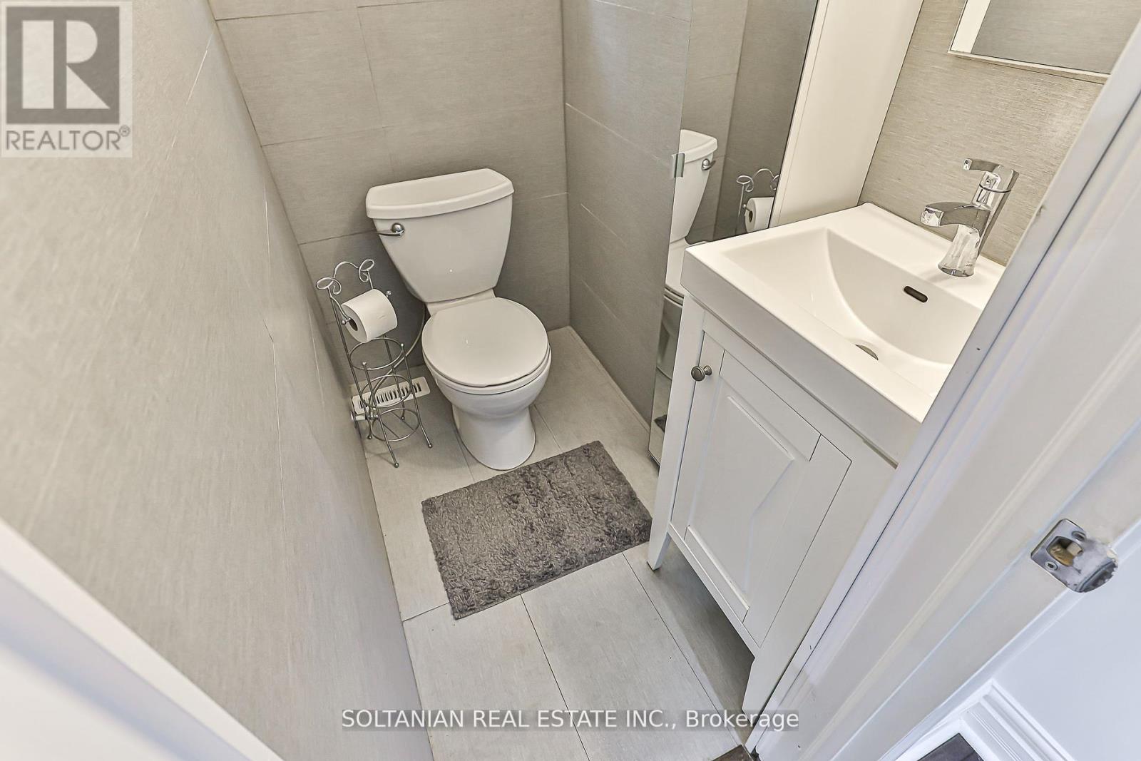 21 Pretoria Avenue, Toronto, Ontario  M4K 1T2 - Photo 18 - E12443866