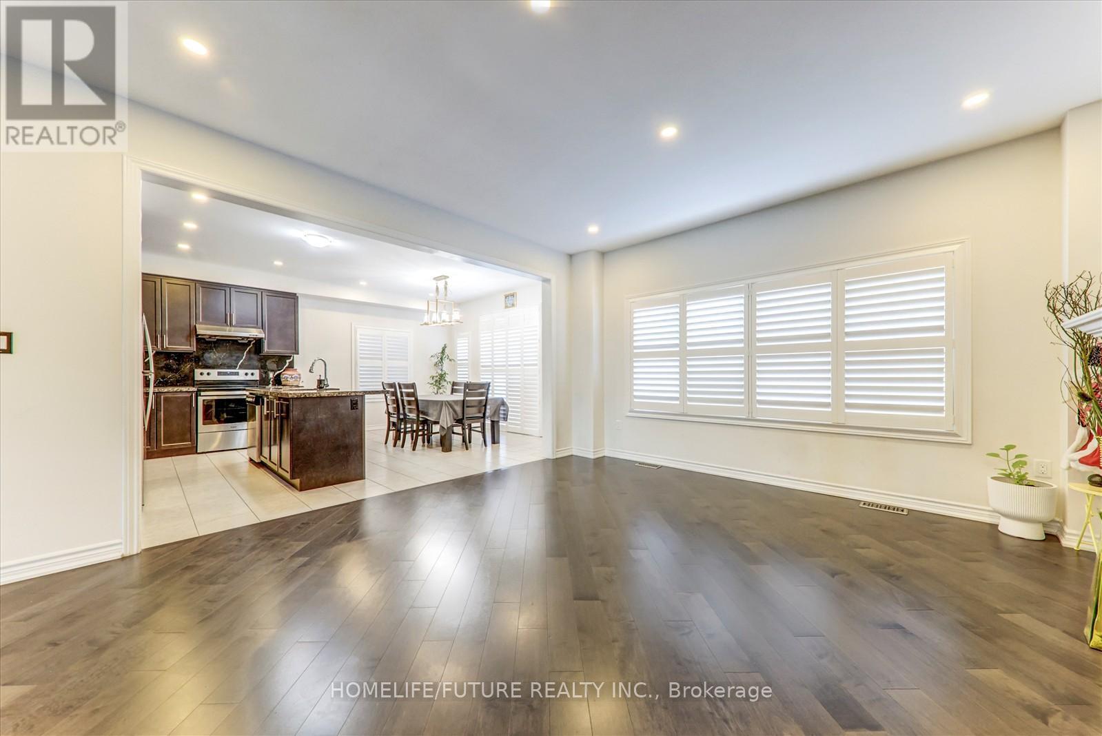 30 Arthur Mclaughlin Street, Clarington, Ontario  L1C 0T6 - Photo 10 - E12443885