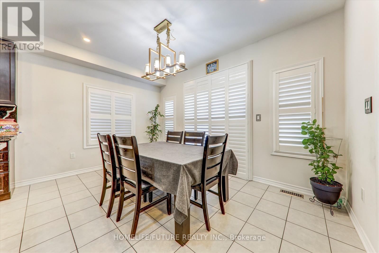 30 Arthur Mclaughlin Street, Clarington, Ontario  L1C 0T6 - Photo 11 - E12443885