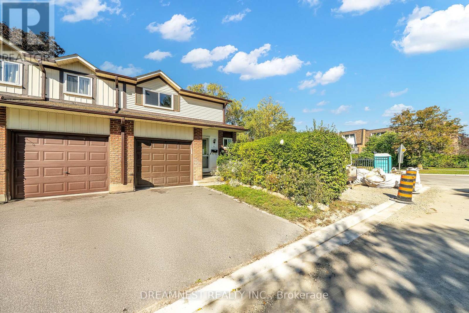 17 - 31 PARKER CRESCENT, Ajax, Ontario