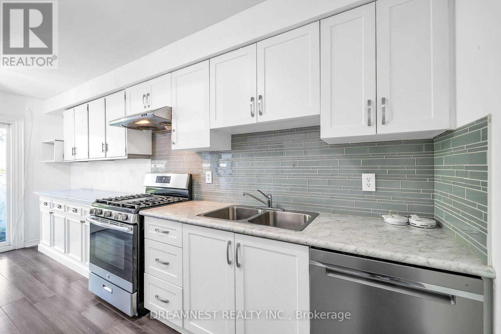 17 - 31 Parker Crescent, Ajax, Ontario  L1S 3R4 - Photo 6 - E12443890