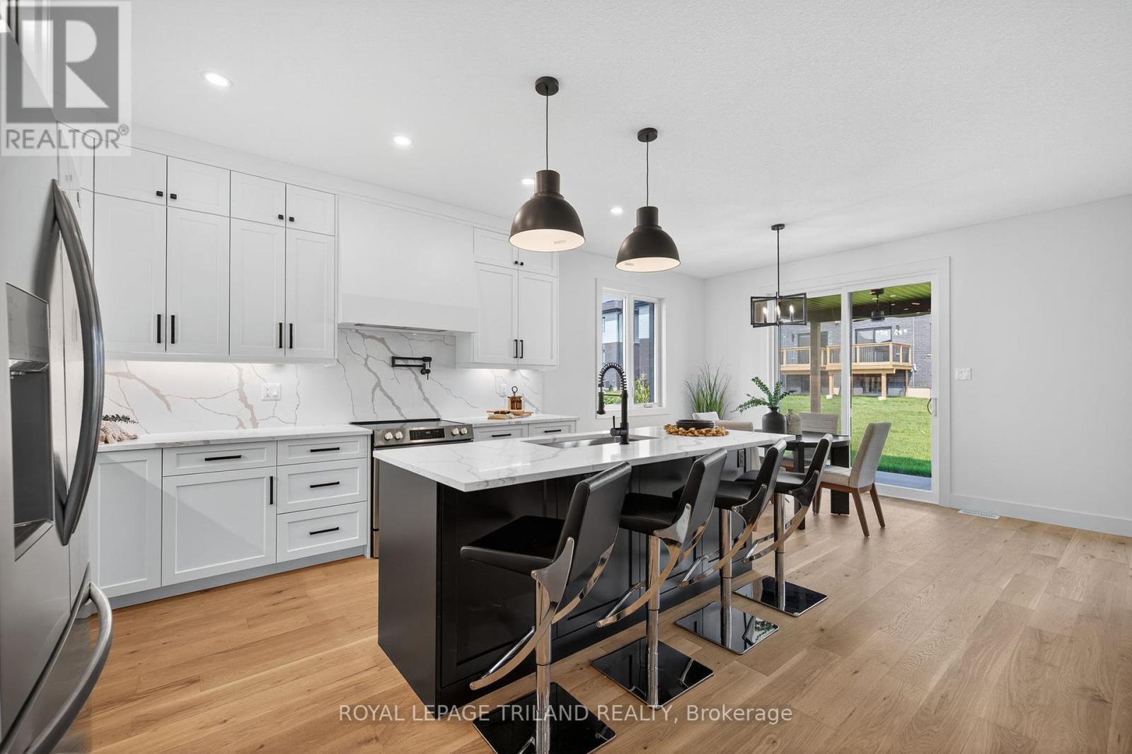 6484 Heathwoods Avenue, London South, Ontario  N6P 0J7 - Photo 13 - X12442575