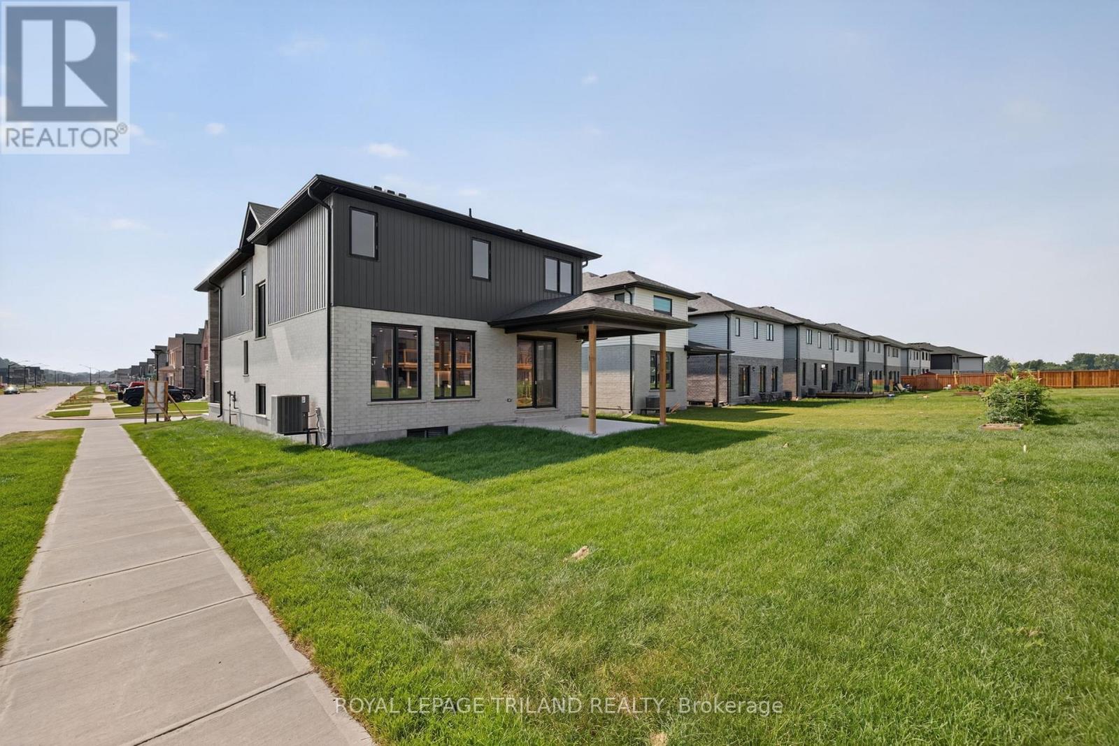 6484 Heathwoods Avenue, London South, Ontario  N6P 0J7 - Photo 36 - X12442575