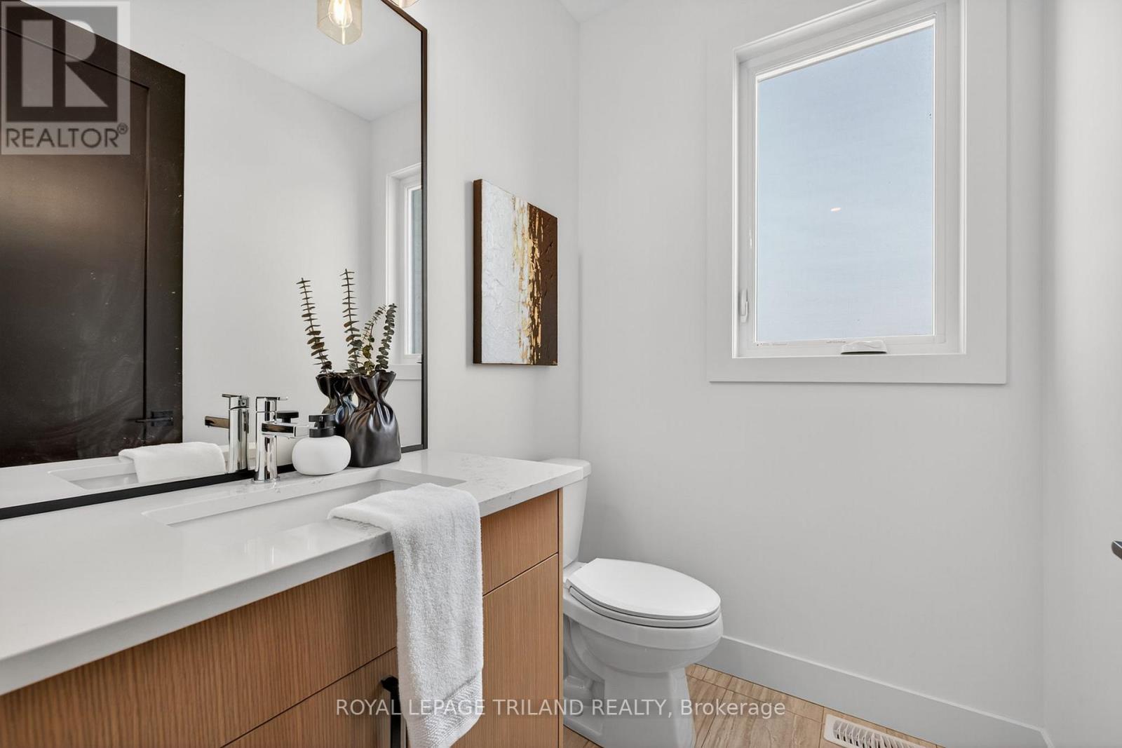 6484 Heathwoods Avenue, London South, Ontario  N6P 0J7 - Photo 7 - X12442575