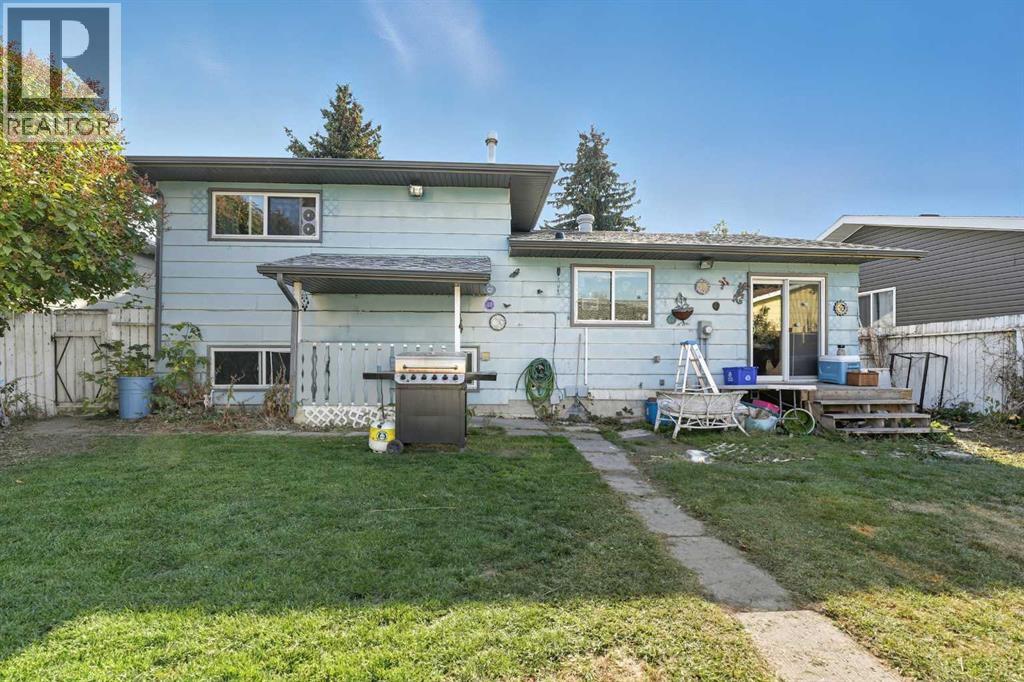 52 Olsen Street, Red Deer, Alberta  T4P 1S5 - Photo 15 - A2262080