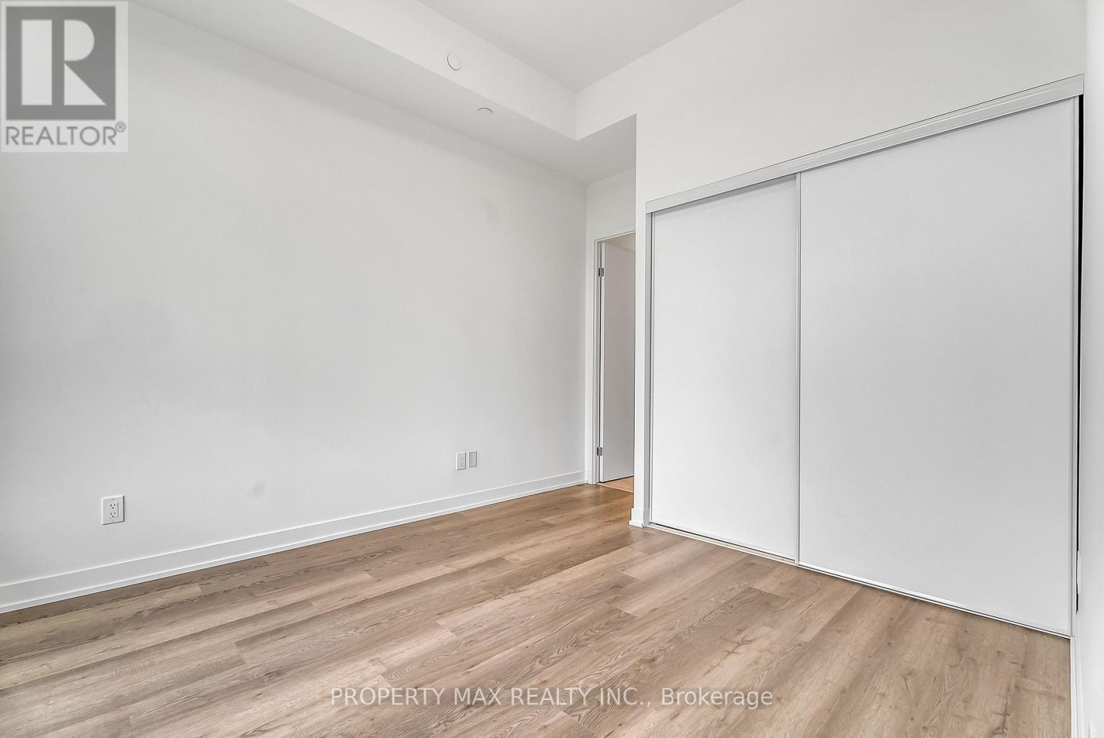1428 - 2 David Eyer Road, Richmond Hill, Ontario  L4S 0N6 - Photo 13 - N12443742