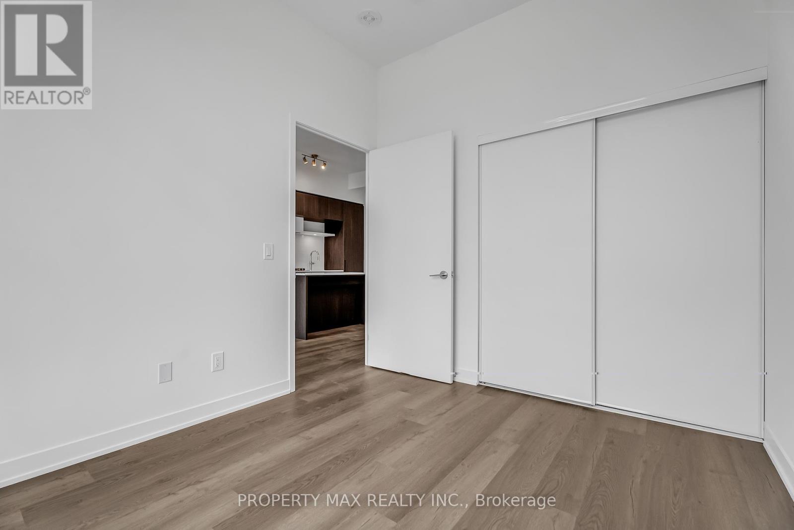 1428 - 2 David Eyer Road, Richmond Hill, Ontario  L4S 0N6 - Photo 18 - N12443742