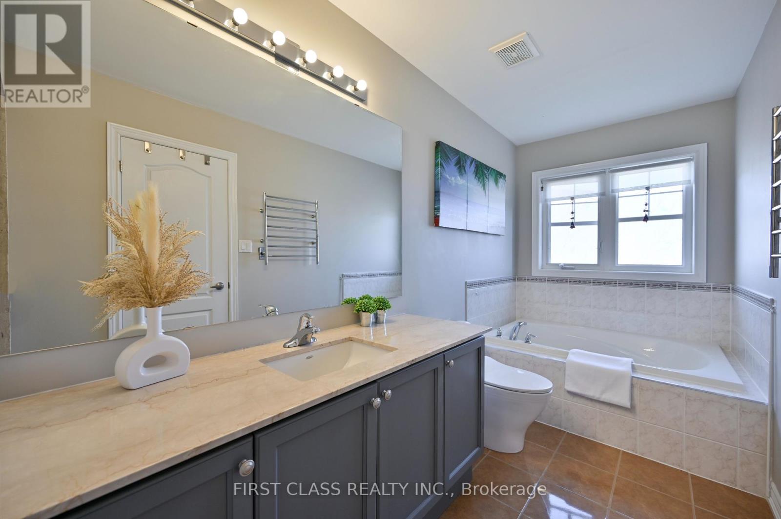 12 Princess Diana Drive, Markham, Ontario  L6C 0G7 - Photo 24 - N12443817