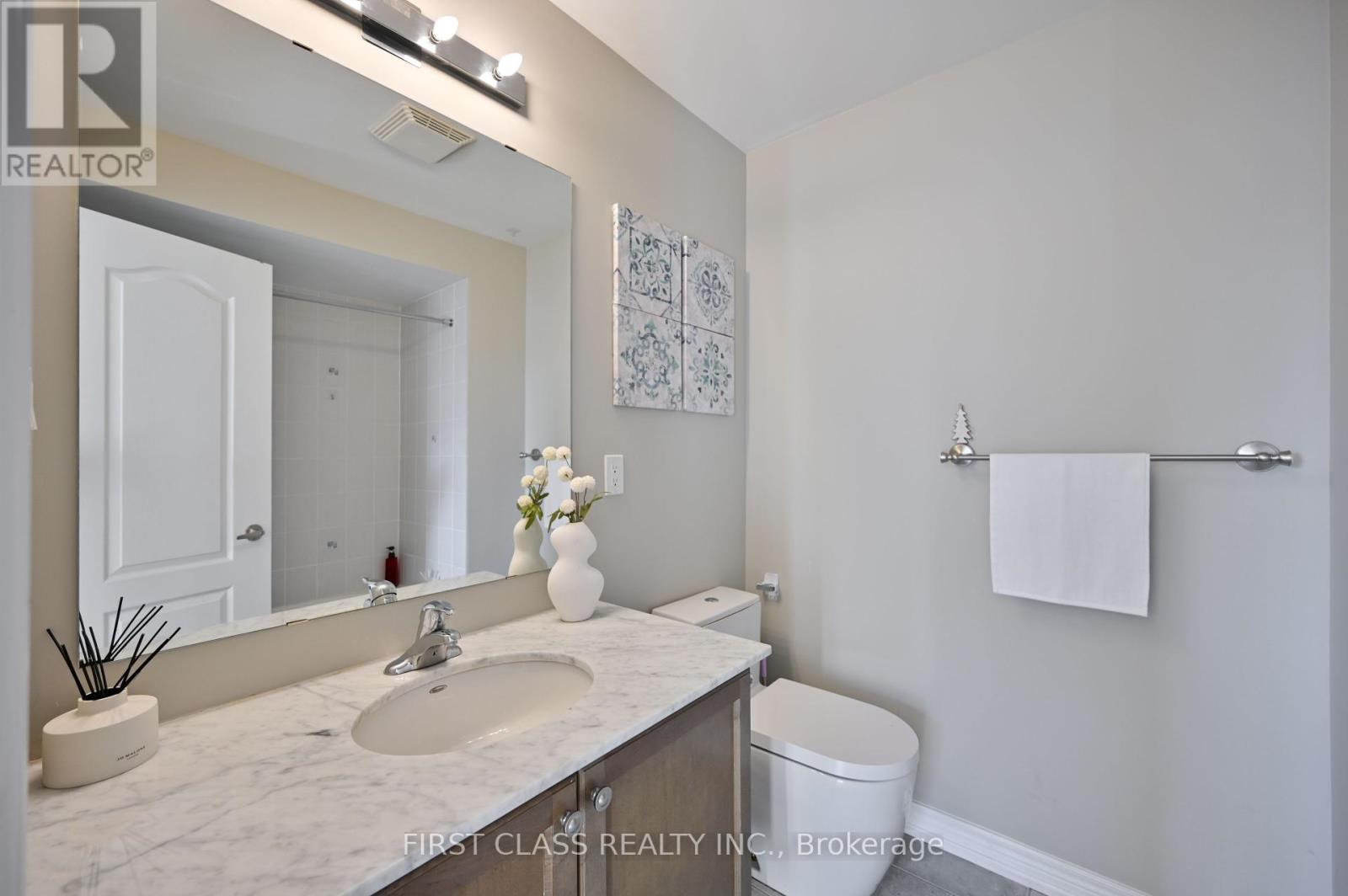 12 Princess Diana Drive, Markham, Ontario  L6C 0G7 - Photo 30 - N12443817