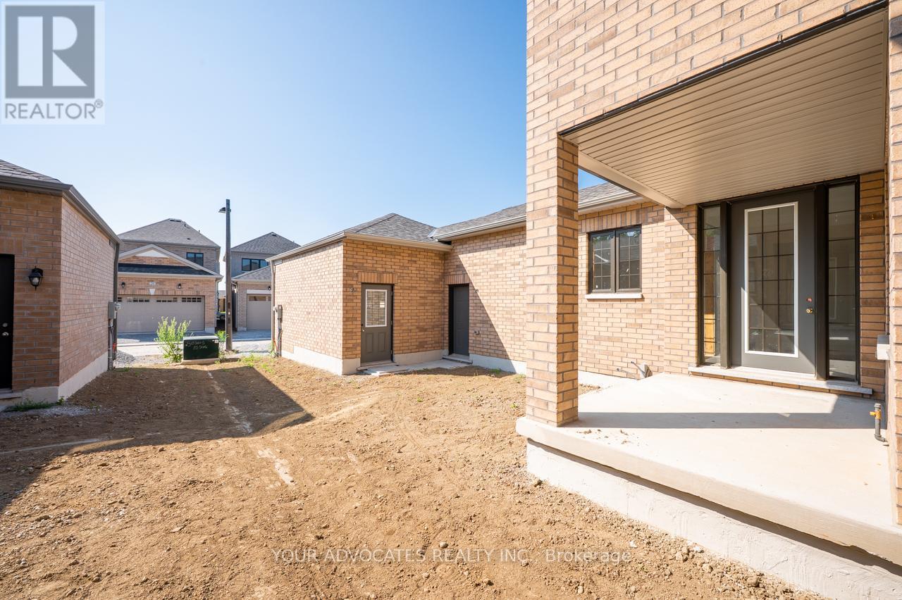 17 Albert Newell Drive, Markham, Ontario  L6B 1R8 - Photo 6 - N12443865