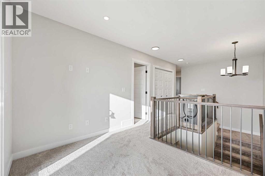 2194 Bayview Drive Sw, Airdrie, Alberta  T4B 5N4 - Photo 8 - A2242797