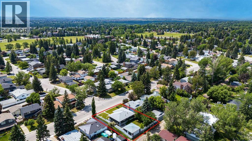 1004 Cantabrian Drive Sw, Calgary, Alberta  T2W 1L7 - Photo 36 - A2261935