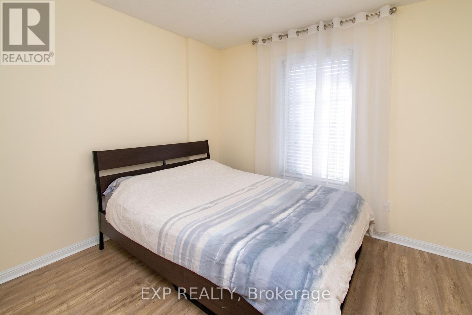 64 - 175 Stanley Street, Barrie, Ontario  L4M 0G2 - Photo 18 - S12443894