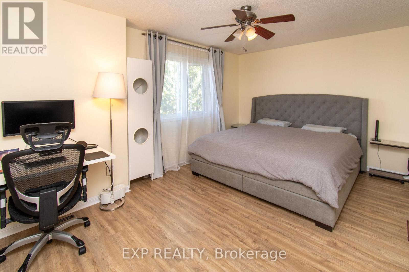 64 - 175 Stanley Street, Barrie, Ontario  L4M 0G2 - Photo 22 - S12443894