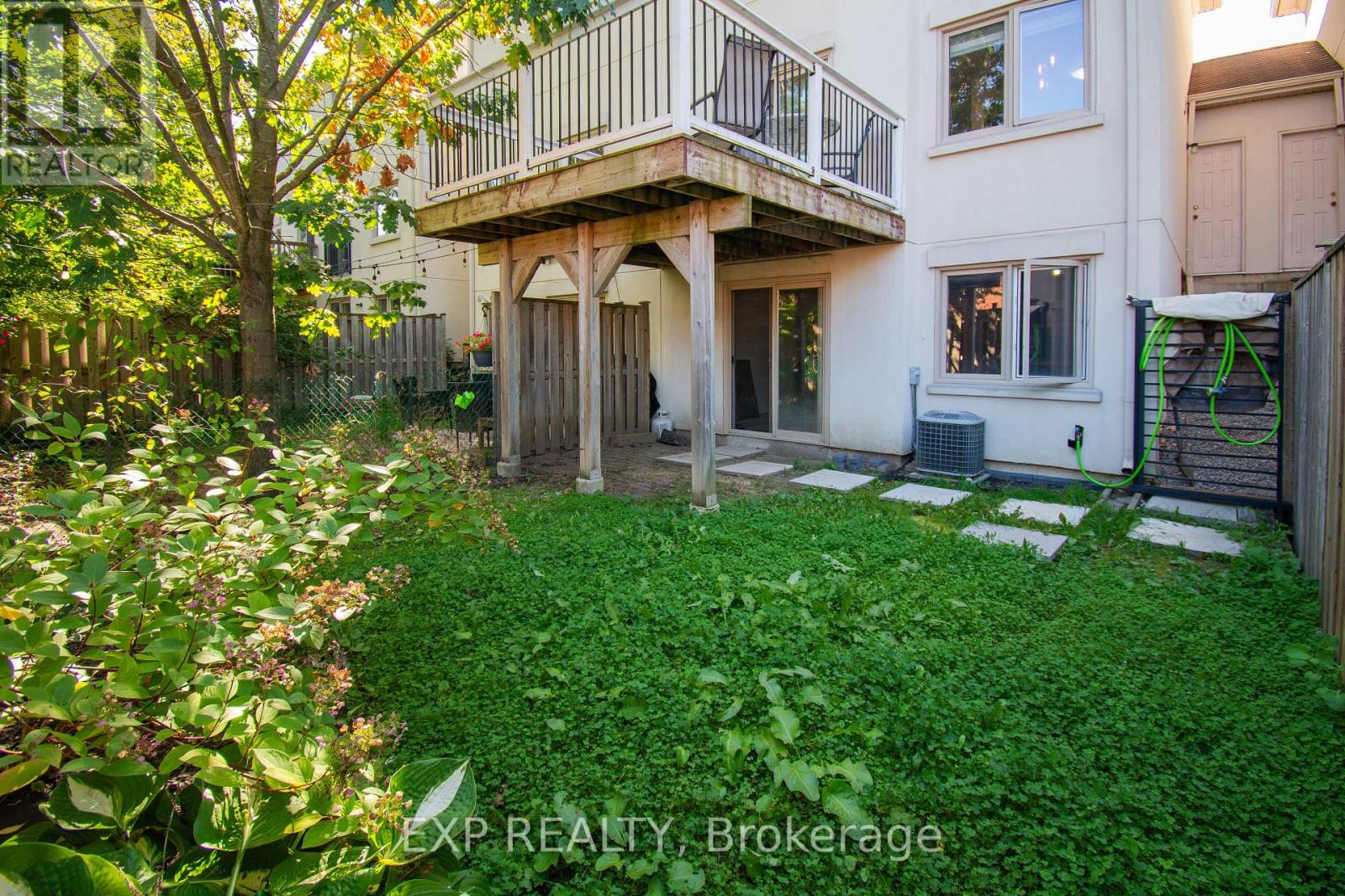 64 - 175 Stanley Street, Barrie, Ontario  L4M 0G2 - Photo 3 - S12443894