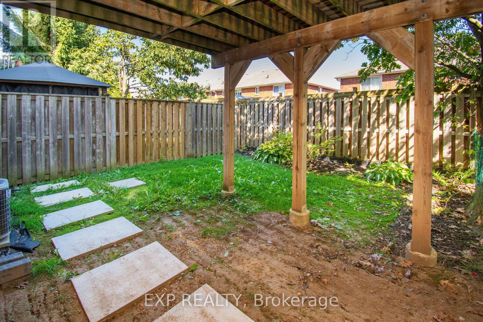 64 - 175 Stanley Street, Barrie, Ontario  L4M 0G2 - Photo 4 - S12443894