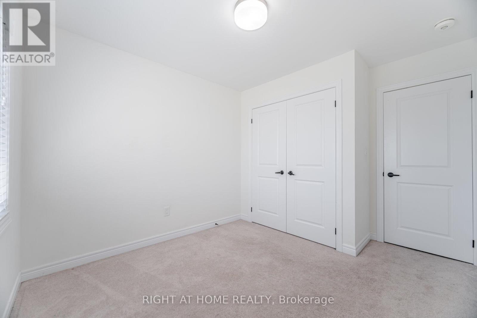 1323 Chee Chee Landing, Milton, Ontario  L9E 1L3 - Photo 28 - W12443743