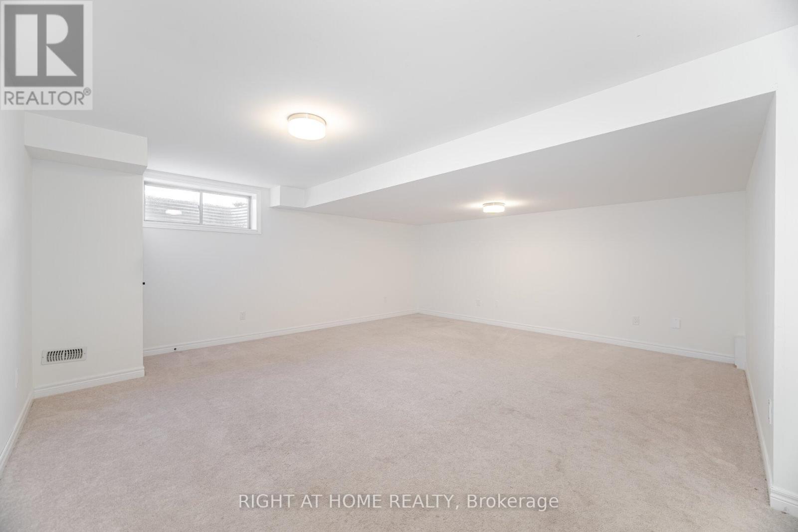 1323 Chee Chee Landing, Milton, Ontario  L9E 1L3 - Photo 33 - W12443743