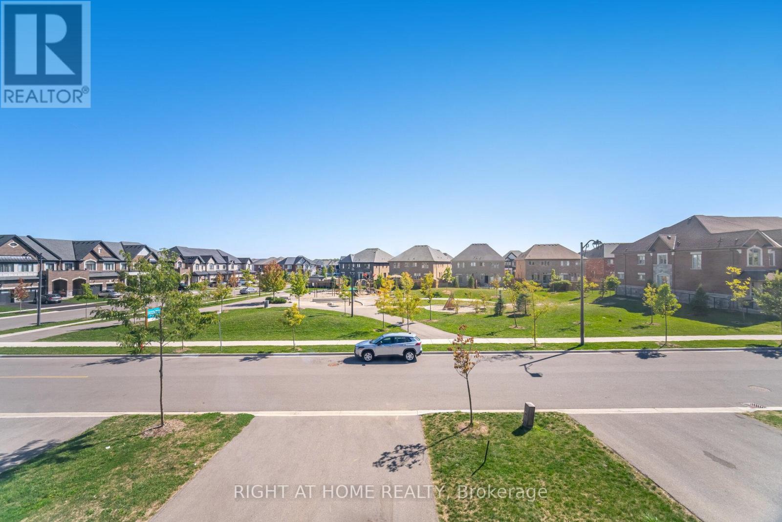 1323 Chee Chee Landing, Milton, Ontario  L9E 1L3 - Photo 36 - W12443743