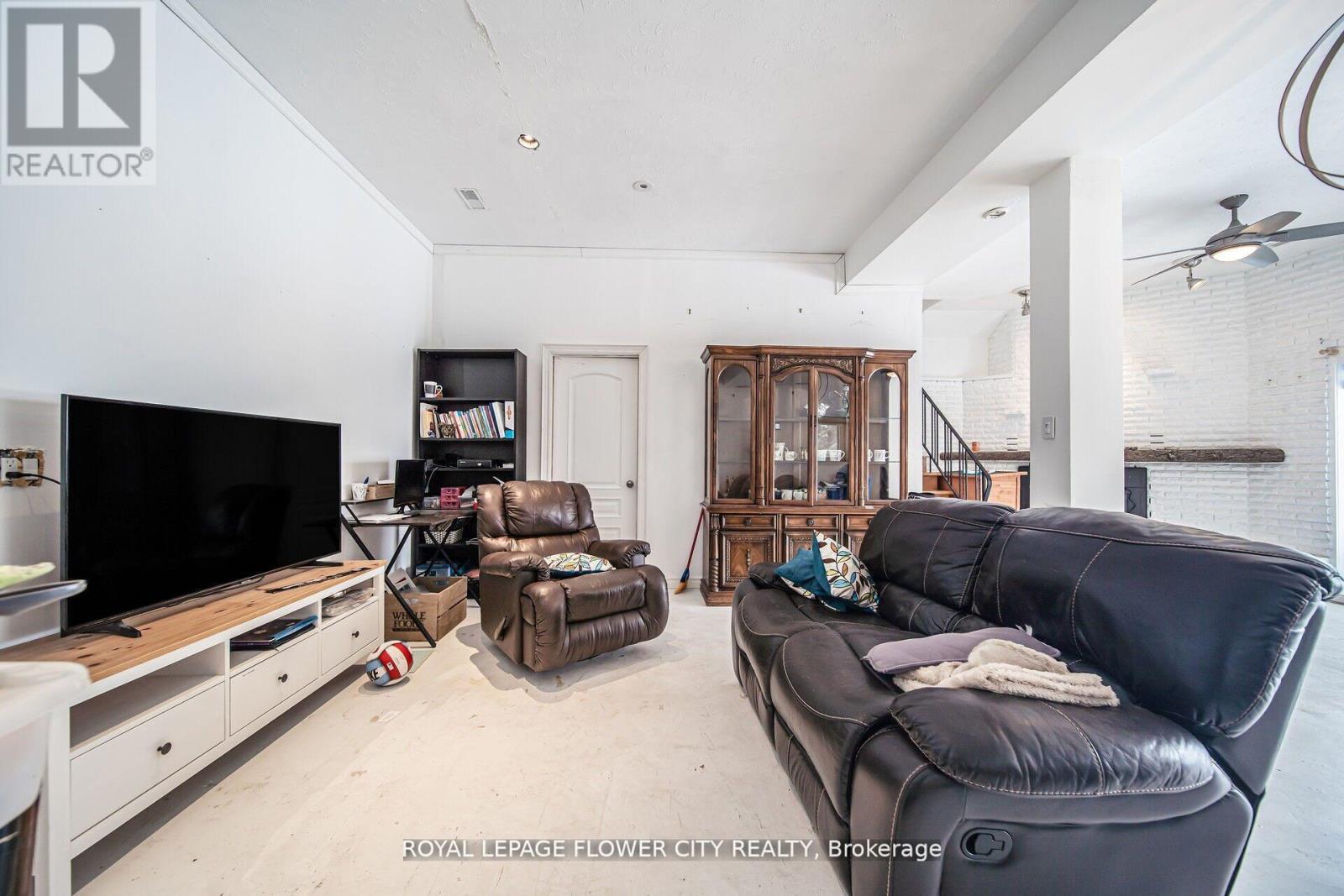 5 Glenn Court, Caledon, Ontario  L7K 0P3 - Photo 25 - W12443756